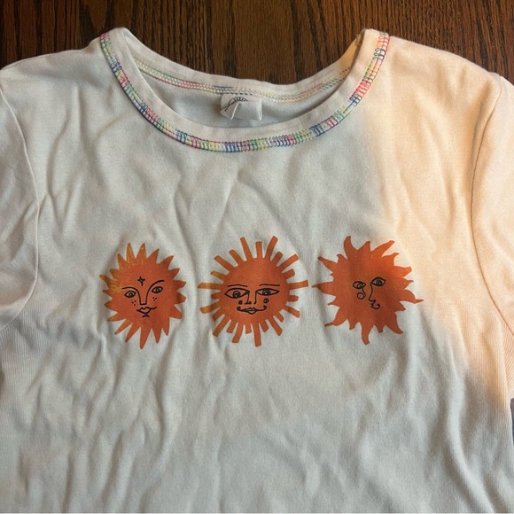 Urban Outfitters T-Shirt - Picture 3 of 3